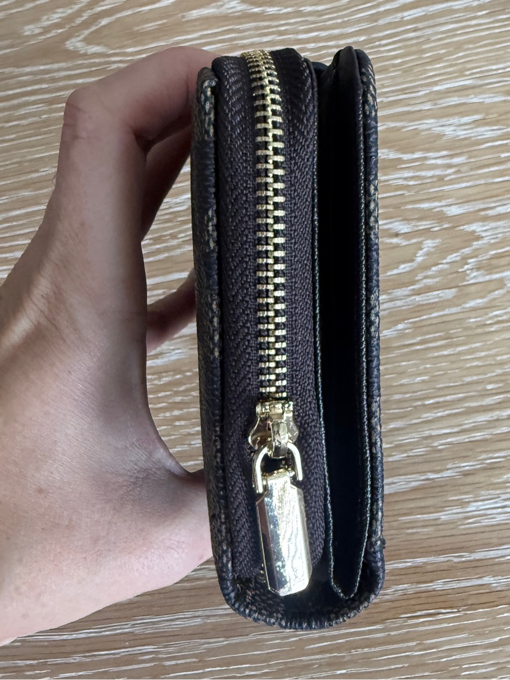 Geometric Pattern Brown Wallet - Picture 3 of 6